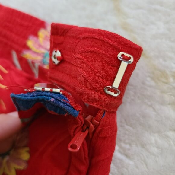 Vintage UMI Collection by Anne Crimmins Silk Skirt Red Floral Size 14 Hong Kong - Picture 6 of 11